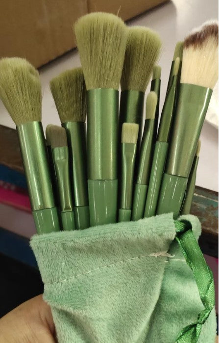 13Pcs Makeup Brush Set Make Up Concealer Brush Blush Powder